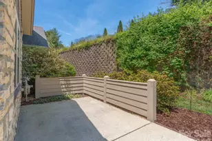 60 Mountain Meadow Cir, Weaverville, NC 28787 - Photo 7