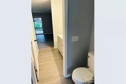 8029 Cedar Glen Drive, Charlotte, NC 28212 - Photo 5