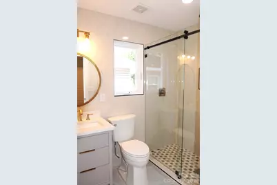 105 W 6th Avenue, Gastonia, NC 28052 - Photo 19