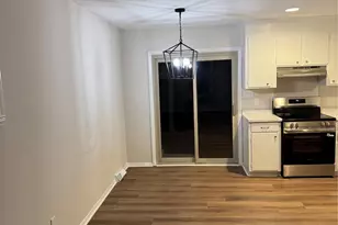 6921 Kirkcaldy Ln, Mint Hill, NC 28227 - Photo 9