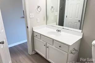 1063 Triece Ln, Charlotte, NC 28215 - Photo 15