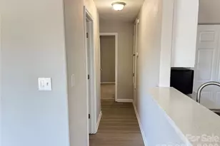1063 Triece Ln, Charlotte, NC 28215 - Photo 13