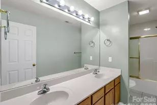 4 Rathfarnham Rd, Asheville, NC 28803 - Photo 29