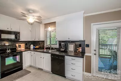 2426 Ashford Drive, Newton, NC 28658 - Photo 13