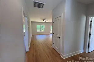 405 N Firestone St, Gastonia, NC 28052 - Photo 9