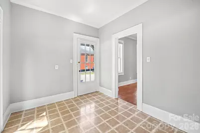 503 E Broad Street, Statesville, NC 28677 - Photo 9