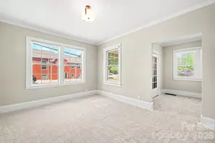 503 E Broad St, Statesville, NC 28677 - Photo 23
