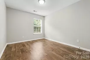 15331 De Havilland Dr, Charlotte, NC 28278 - Photo 13