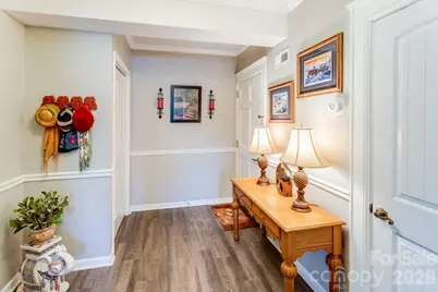 622 S Haywood Street #102, Waynesville, NC 28786 - Photo 5