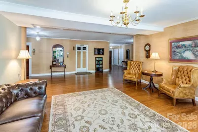 622 S Haywood Street #102, Waynesville, NC 28786 - Photo 3