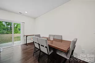 8031 Ramsburg Dr, Charlotte, NC 28269 - Photo 15