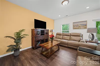 8031 Ramsburg Drive, Charlotte, NC 28269 - Photo 17