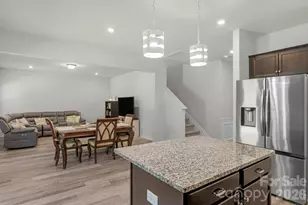 6028 Gala Ln, Charlotte, NC 28215 - Photo 15