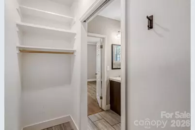 1521 Hawthorne Lane, Charlotte, NC 28205 - Photo 15