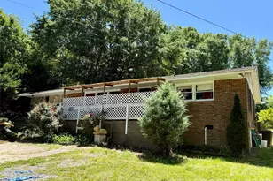 2607 Crescent Ln, Gastonia, NC 28052 - Photo 1