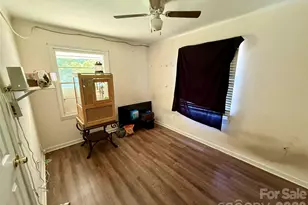 2607 Crescent Ln, Gastonia, NC 28052 - Photo 11