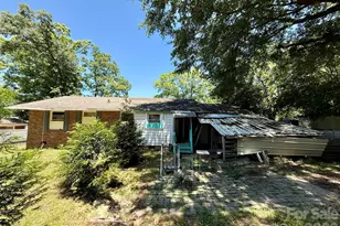 2607 Crescent Ln, Gastonia, NC 28052 - Photo 15