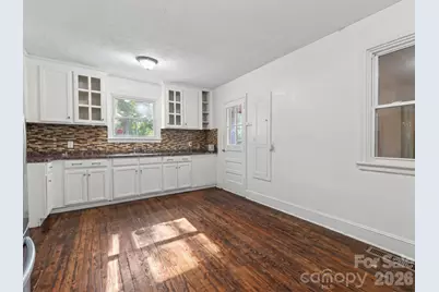 2120 Amesbury Avenue, Charlotte, NC 28205 - Photo 11