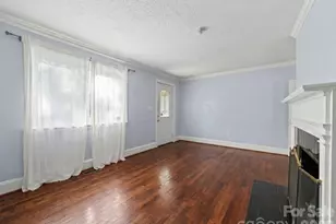 2120 Amesbury Ave, Charlotte, NC 28205 - Photo 9