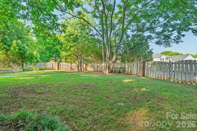 2120 Amesbury Avenue, Charlotte, NC 28205 - Photo 7