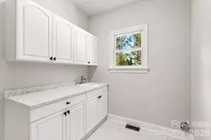 3011 McKee Rd, Charlotte, NC 28270 - Photo 9