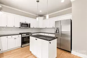 3011 McKee Rd, Charlotte, NC 28270 - Photo 11