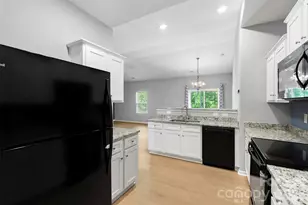 7318 Cuddington Dr, Charlotte, NC 28215 - Photo 17