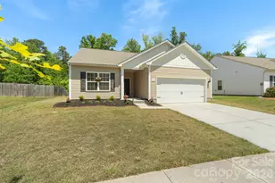 7318 Cuddington Dr, Charlotte, NC 28215 - Photo 3