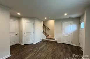 1222 Ashbury St, Charlotte, NC 28216 - Photo 3