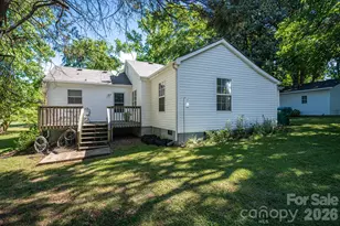 501 S 6th St, Bessemer City, NC 28016 - Photo 17
