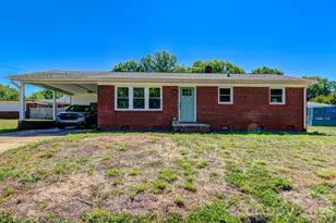 303 Mark St, Cherryville, NC 28021 - Photo 3