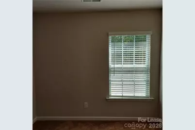 6050 Guildford Hill Lane, Charlotte, NC 28215 - Photo 11