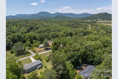 113 Chestnut Road, Landrum, SC 29356 - Photo 37