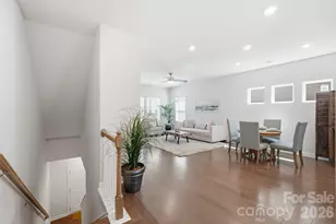3742 Memorial Pkwy, Charlotte, NC 28217 - Photo 7