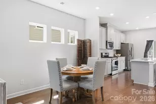 3742 Memorial Pkwy, Charlotte, NC 28217 - Photo 13