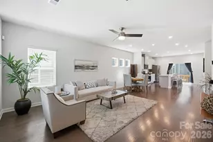3742 Memorial Pkwy, Charlotte, NC 28217 - Photo 15