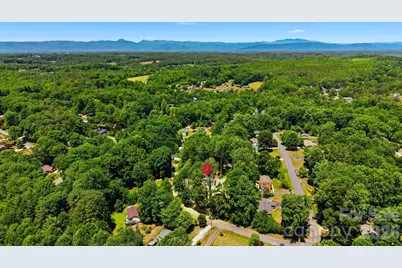 215 Edgewood Circle, Morganton, NC 28655 - Photo 33