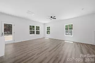 215 Edgewood Cir, Morganton, NC 28655 - Photo 5