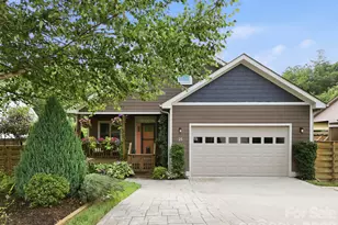 25 Linn Garden Ln, Swannanoa, NC 28778 - Photo 1