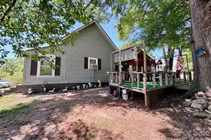 126 West St, Ellenboro, NC 28040 - Photo 3