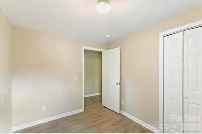 407 W Main Street, Brevard, NC 28712 - Photo 11