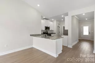6517 Fairford Dr, Charlotte, NC 28215 - Photo 3