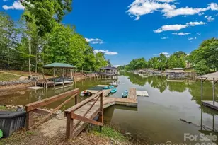 521 Rosebush Ln, Clover, SC 29710 - Photo 3