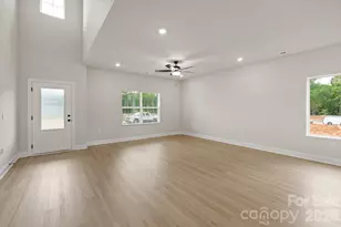 6513 Fairford Dr, Charlotte, NC 28215 - Photo 3