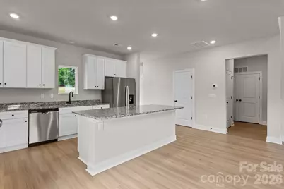 6513 Fairford Drive, Charlotte, NC 28215 - Photo 5