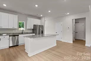 6513 Fairford Dr, Charlotte, NC 28215 - Photo 5