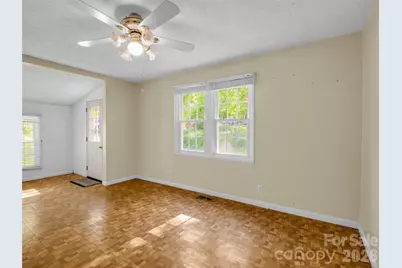 315 Alabama Avenue, Hendersonville, NC 28739 - Photo 17