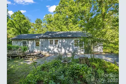315 Alabama Avenue, Hendersonville, NC 28739 - Photo 3