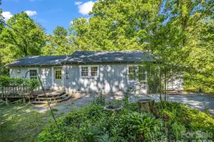 315 Alabama Ave, Hendersonville, NC 28739 - Photo 3