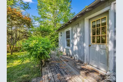 315 Alabama Avenue, Hendersonville, NC 28739 - Photo 11